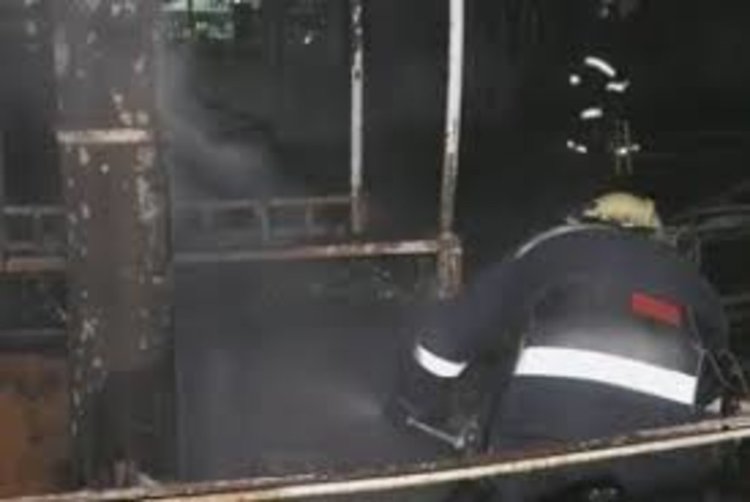 Голям пожар избухна на пазара в Монтана 