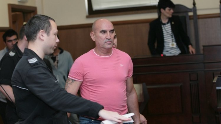 Ценко Чоков и синът му остават окончателно в ареста