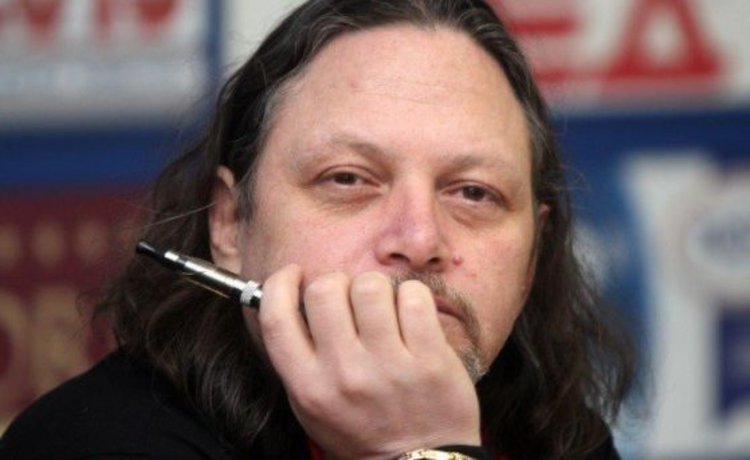 Нидал Алгафари моли Царя да стане президент