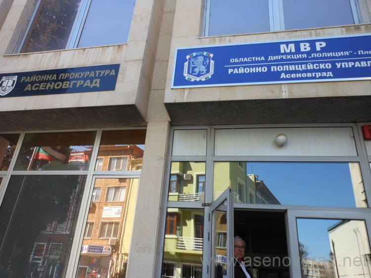 Прокуратурата привлече като обвиняем Христо, отглеждал марихуана на терасата си
