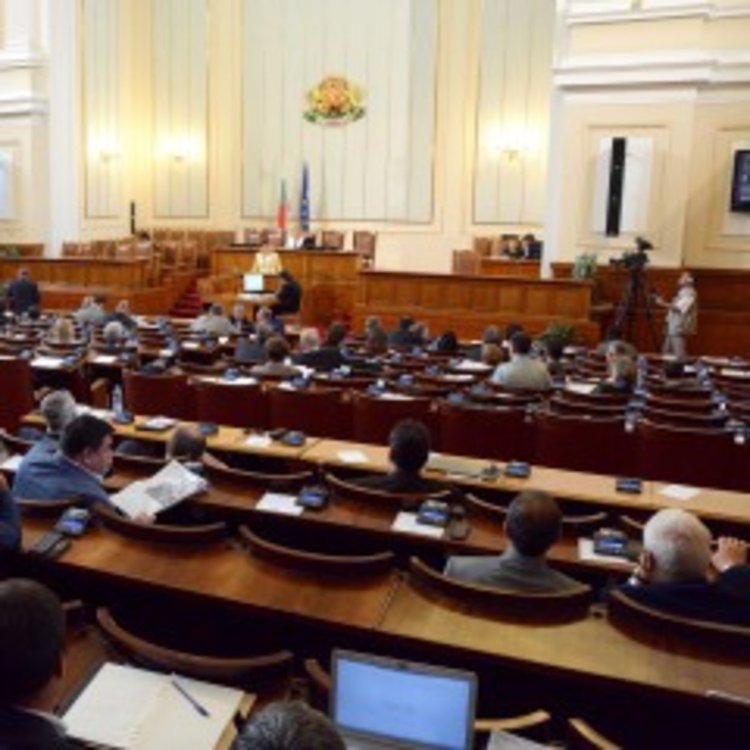 Депутатите разглеждат съдебния закон на първо четене