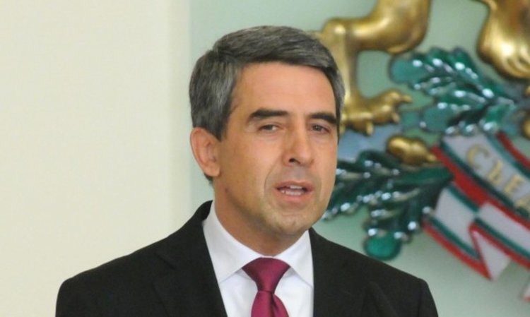 Плевнелиев призова за стабилност и мир в Турция