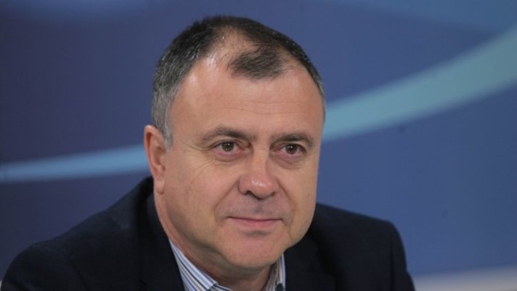Превратът не успя, защото военните не искаха да стрелят по невинни