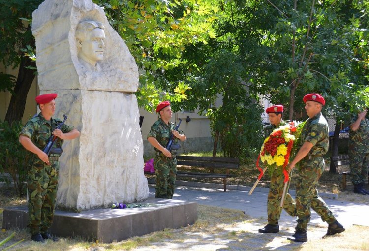 Асеновград отбеляза 179 години от рождението на Васил Левски