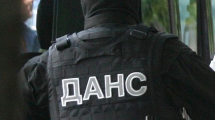 Банда каналджии и 32-ма иракчани заловиха МВР и службите ни