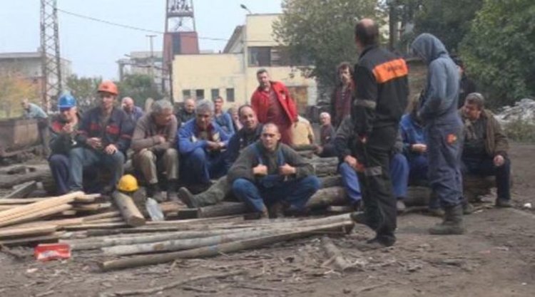 Миньори от "Черно море" излязоха на протест