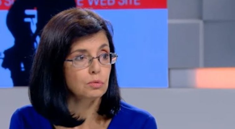 Кунева ще се бори за по-високи учителски заплати  