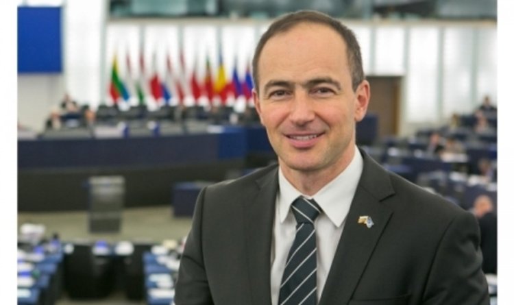 Очакваме конкретен ангажимент от Канада за отпадане на визите