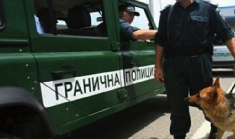 След 4-имата граничари арестуваха и 5-има митничари, да се готвят още 5