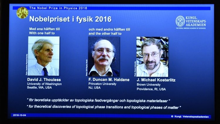 Трима британци си поделят Нобела за физика за 2016 г.