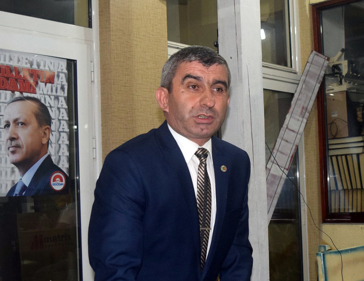 Бултюрк застава зад ГЕРБ,изселници ще гласуват за Цачева