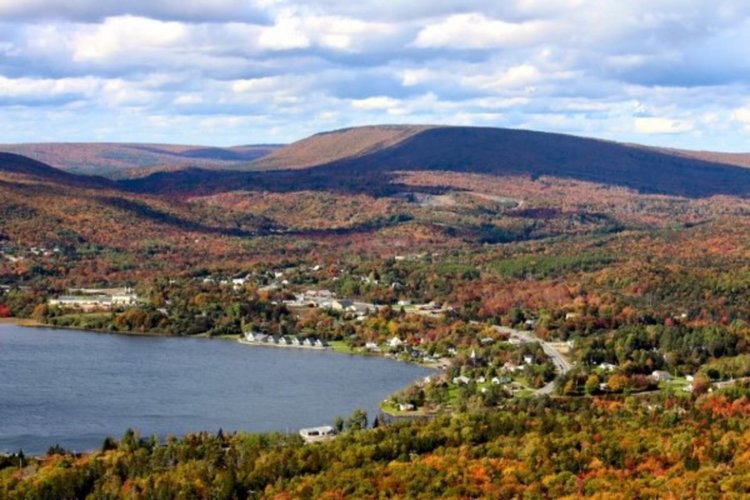Канадски град предлага работа и земя на всеки, желаещ да се засели там