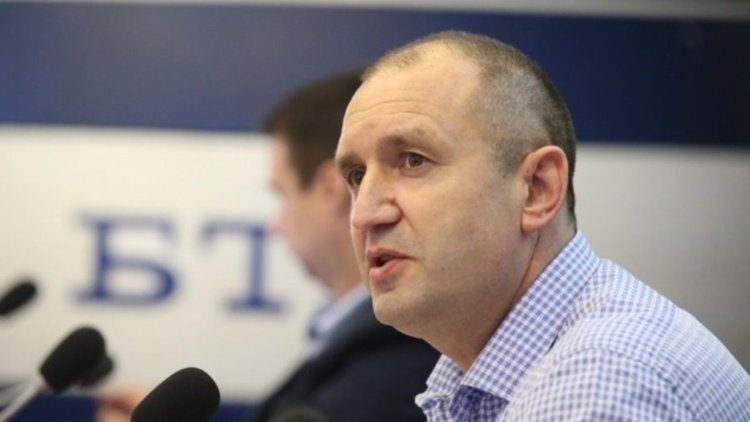 Румен Радев отказва да състави правителство преди 22 януари
