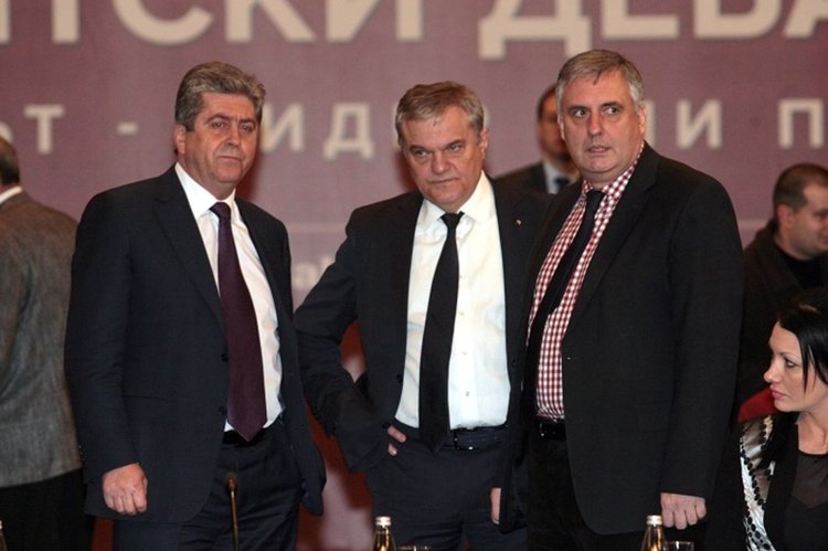 Първанов, Калфин и Румен Петков напускат АБВ, но не и политиката