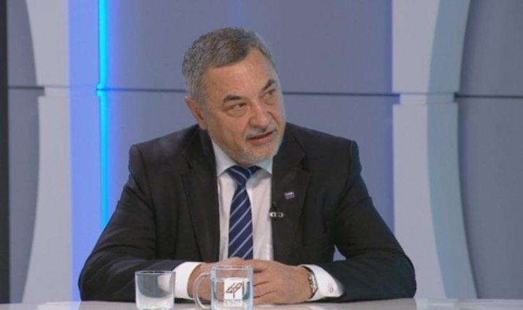 Симеонов: Писахме първата двойка на Радев