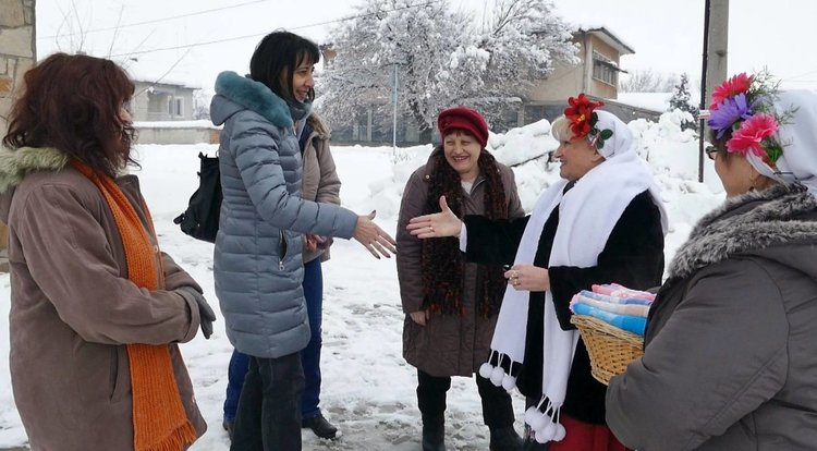 Ентусиасти от Дълбок извор намериха цаката на демографската криза