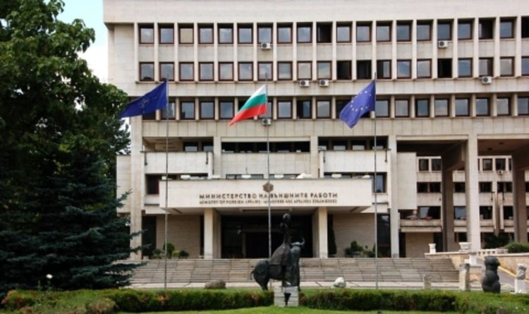 Прокуратурата разследва висши служители в МВнР