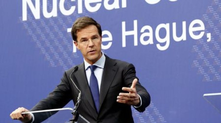 Марк Рюте към мигрантите: Дръж се нормално, или си върви