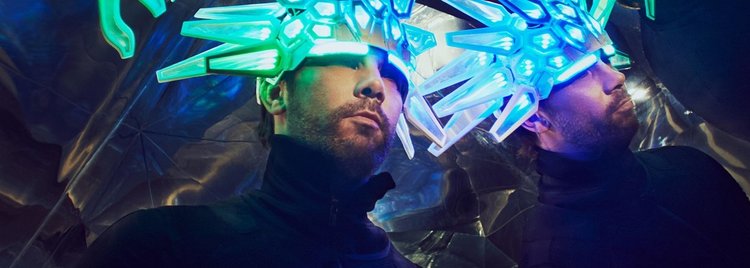 Новата шапка на Jamiroquai в новия клип на Automaton (видео)