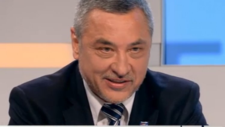 Симеонов за ”турското” знаме: ДПС създаде Джурасик паркове