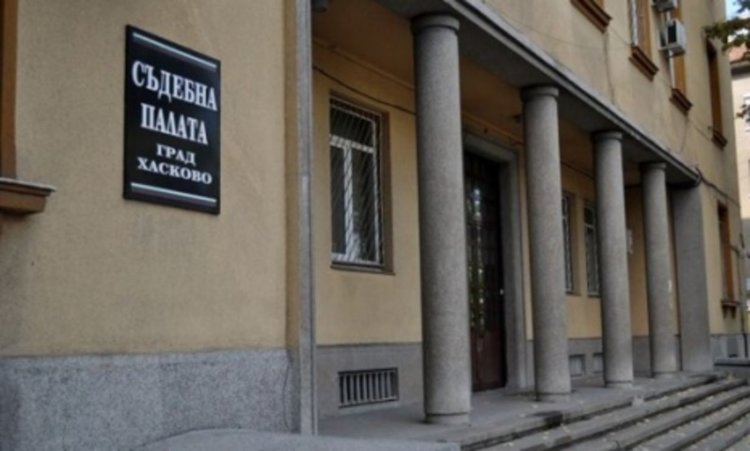 Задържаната полицайка с рушвет излиза от ареста срещу гаранция от 3000 лева