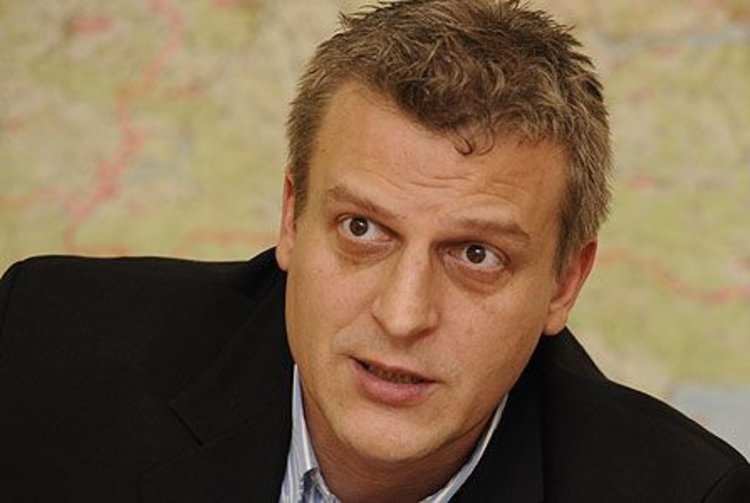 Москов: Пръстовият отпечатък доказва въздействието си върху изсветляване на финансовите потоци  