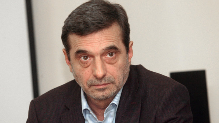 Д.Манолов: Нивото на заплатите зависи от политическата воля