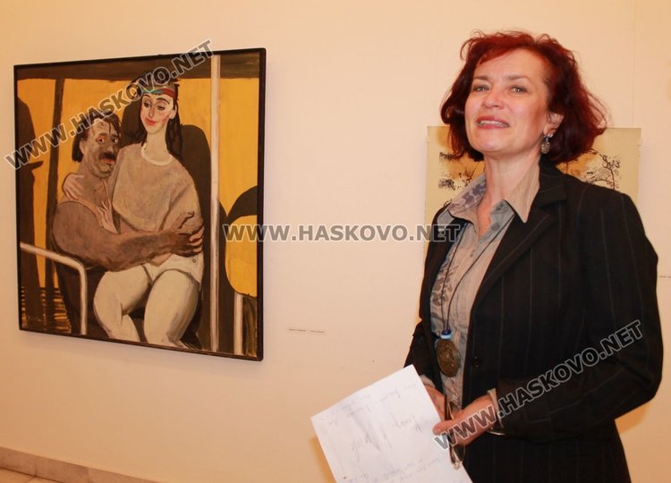 Женската красота показва изложба, открита в димитровградската галерия