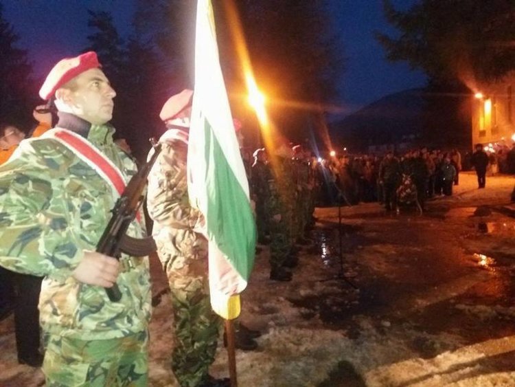 Митинг-шествие в Смолян и дълбок поклон пред паметта на Апостола