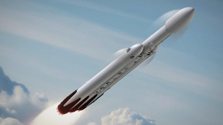 SpaceX ще изпрати туристи около Луната догодина
