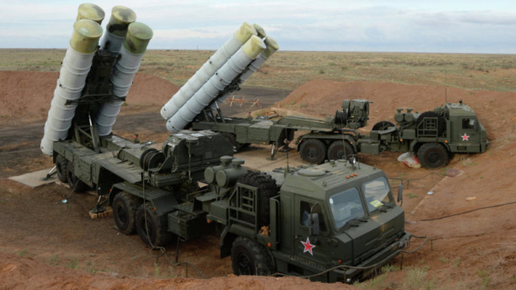 Турция купува от Русия ракетни системи С-400