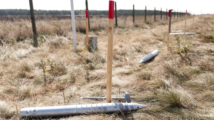 Унгария откри малка военна база до границата със Сърбия