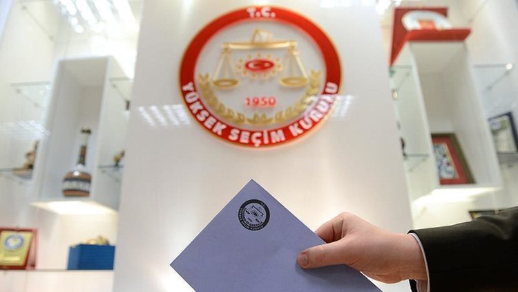Българските турци гласуват да стане ли Турция президентска държава