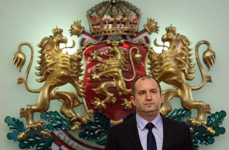 Президентът Румен Радев направи официално обръщение към нацията