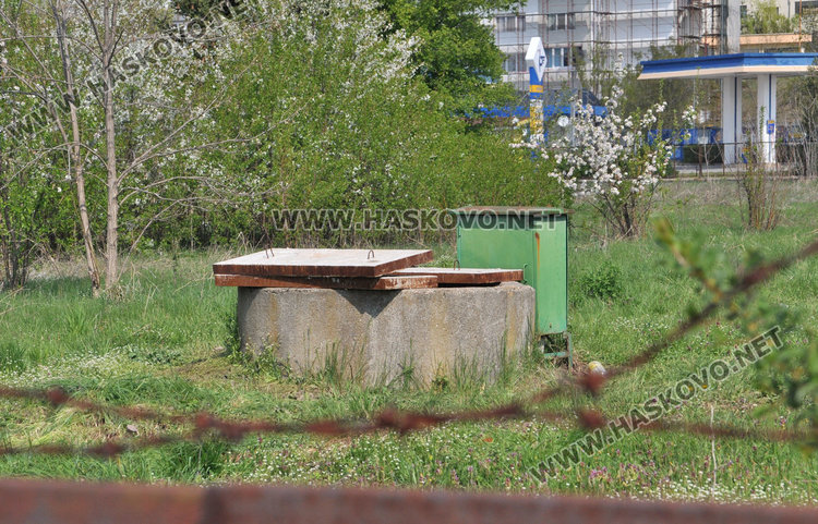 Кенана, Любен Каравелов и част от центъра пили радиоактивна вода