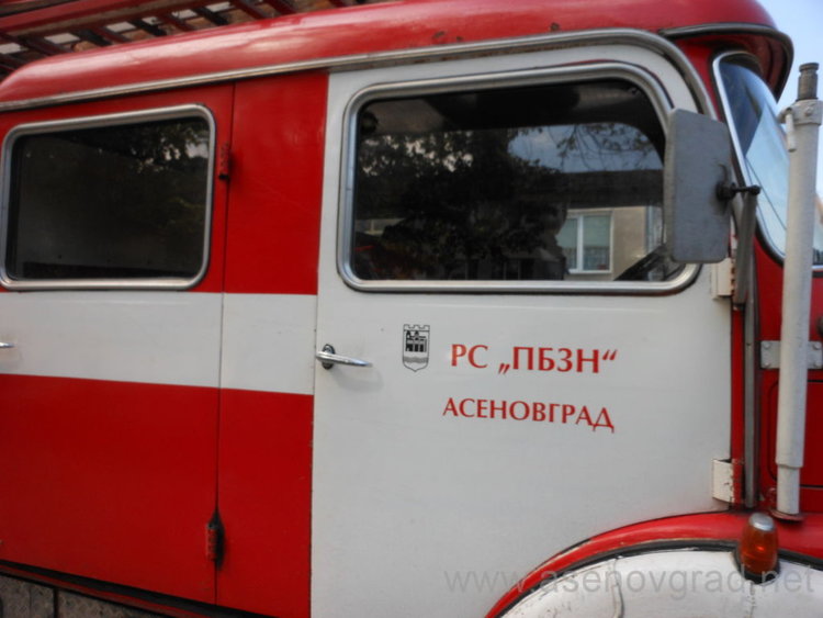 Ауди горя снощи на ул. "Цар Освободител"