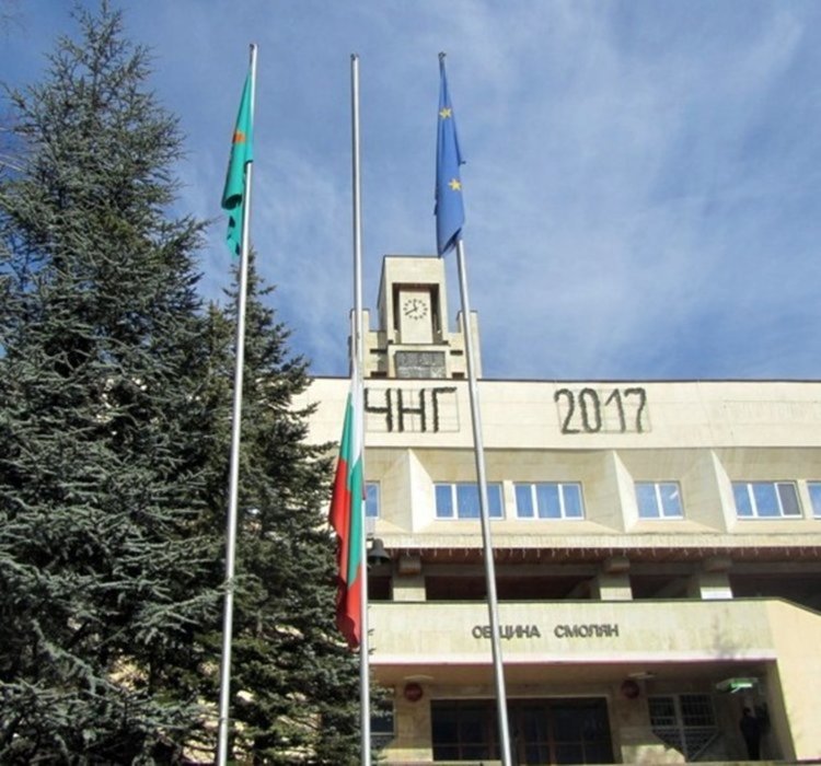 Съветниците пак нищят бюджета на община Смолян, гледайте онлайн сесията само в СмолянБГвести