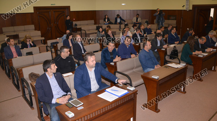 Отложиха новите улици в Хасково, питат живеещите там за имената
