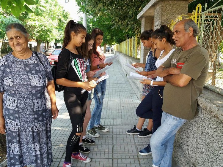 За пръв път седмокласници подават документи в Първомай