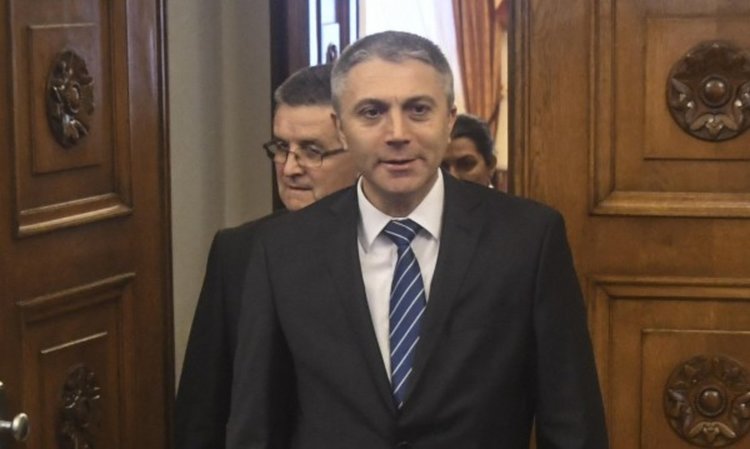 ДПС: Демокрацията е застрашена, мирът е на изпитание 