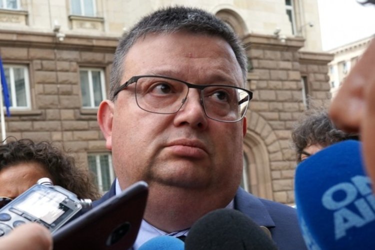 Павлова, Дончев и Рашидов ще бъдат разпитани за НДК