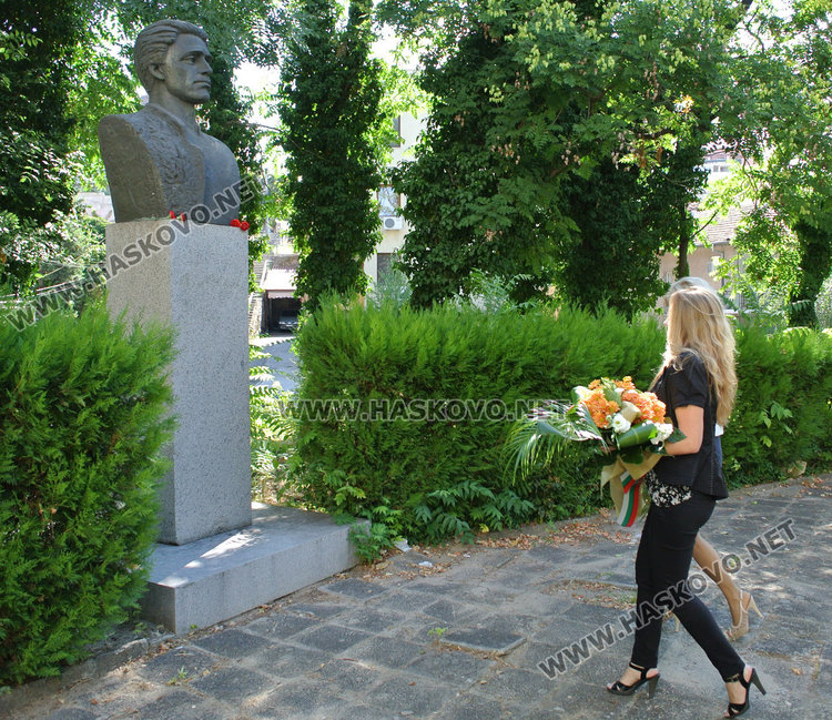 Отбелязваме 180-тата годишнина от рождението на Апостола
