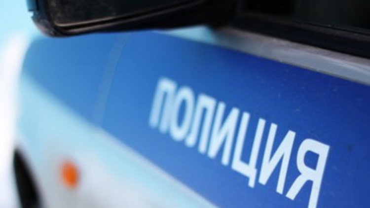 Психично болен мъж нападна дете и възрастна жена