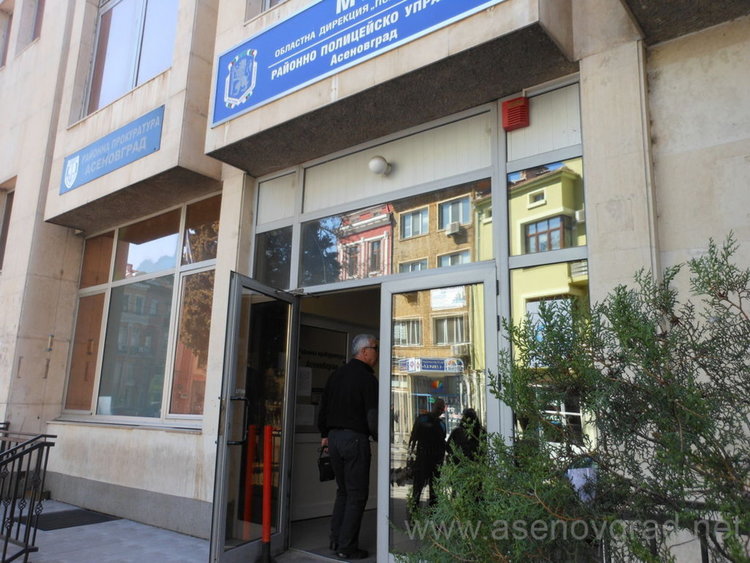 Гишетата за лични документи в Пловдив, Асеновград и Карлово с удължено работно време