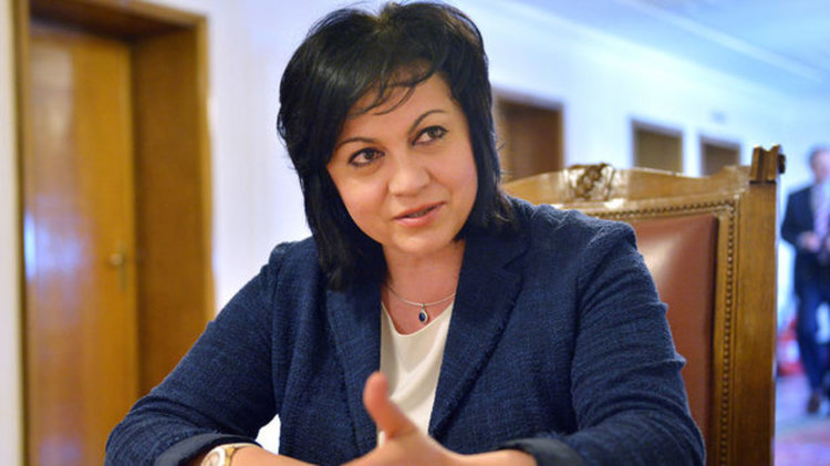 Корнелия Нинова: Борисов сам си нанесе тежко поражение