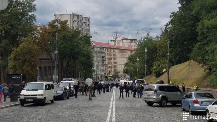 Взрив в центъра на Киев (видео)