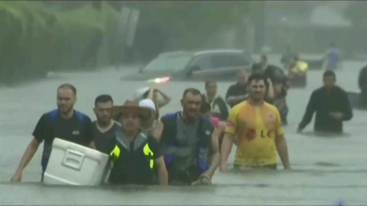 Тексас под вода след Харви (видео)