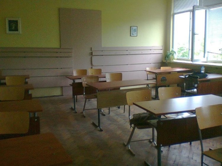 Утвърждаването на защитени училища и детски градини би намалило средствата за дофинансиране наполовина
