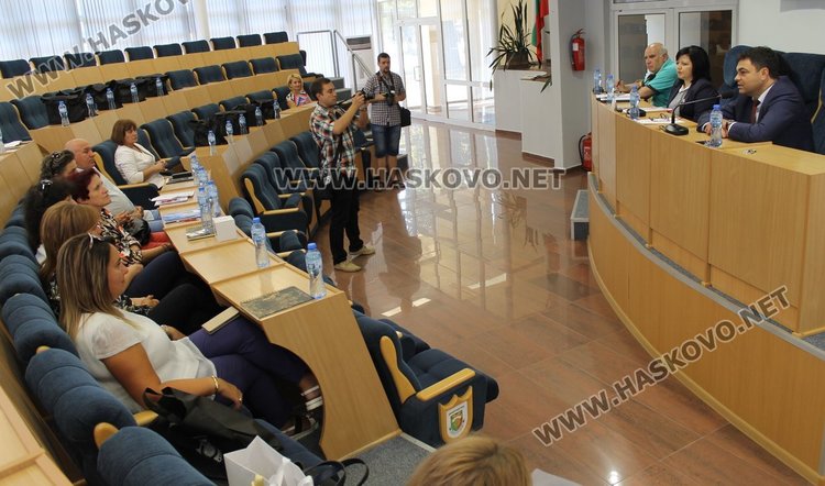 Председатели на Общински съвети разгледаха забележителностите на Димитровград