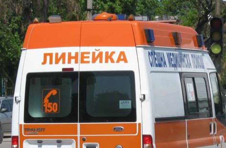 Tурска линейка транспортира онкоболна след 7 отказа у нас
